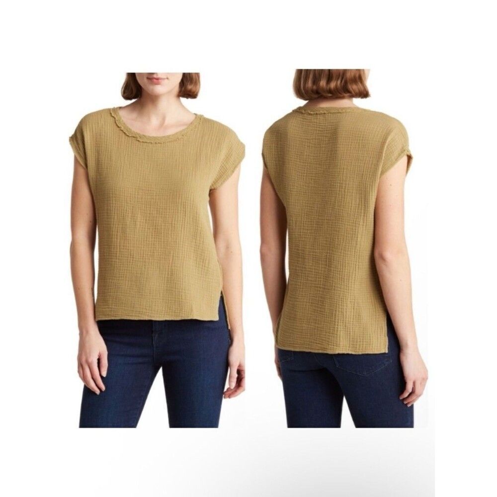 T Tahari Crinkle Gauze Side Slit Top